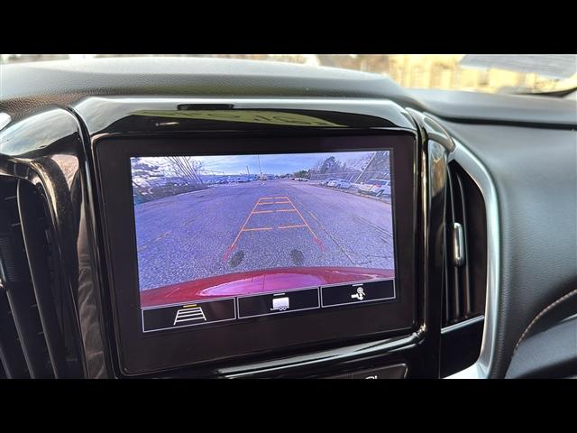 used 2020 Chevrolet Traverse car, priced at $21,042