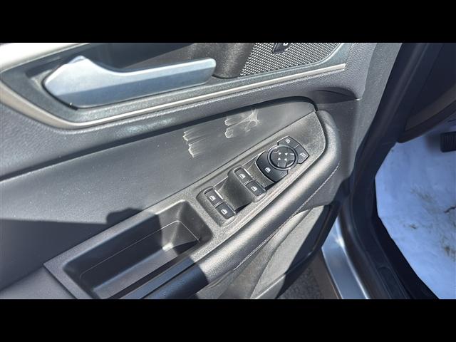 used 2023 Ford Edge car, priced at $21,399