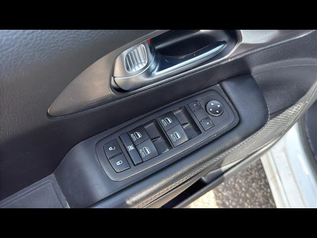 used 2025 Chrysler Pacifica car, priced at $28,990