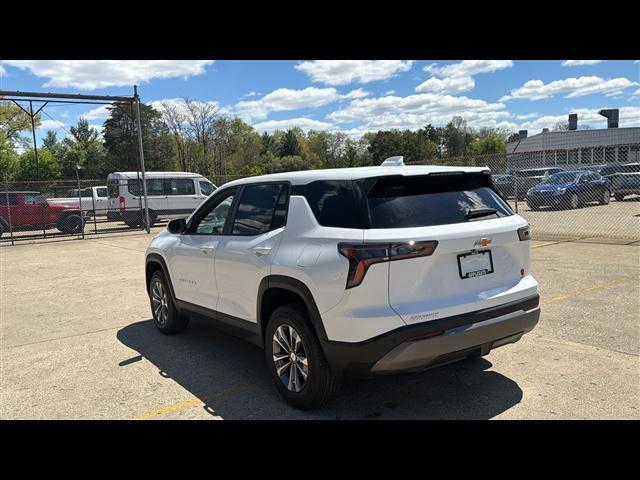 new 2026 Chevrolet Equinox car, priced at $30,572