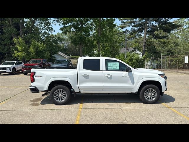 new 2025 Chevrolet Colorado car, priced at $35,238
