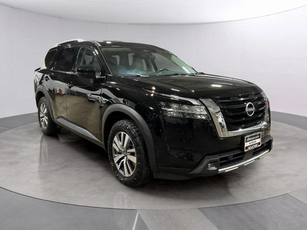 used 2022 Nissan Pathfinder car, priced at $25,395