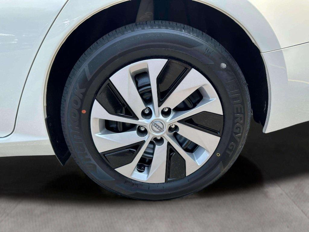 new 2025 Nissan Altima car, priced at $22,299