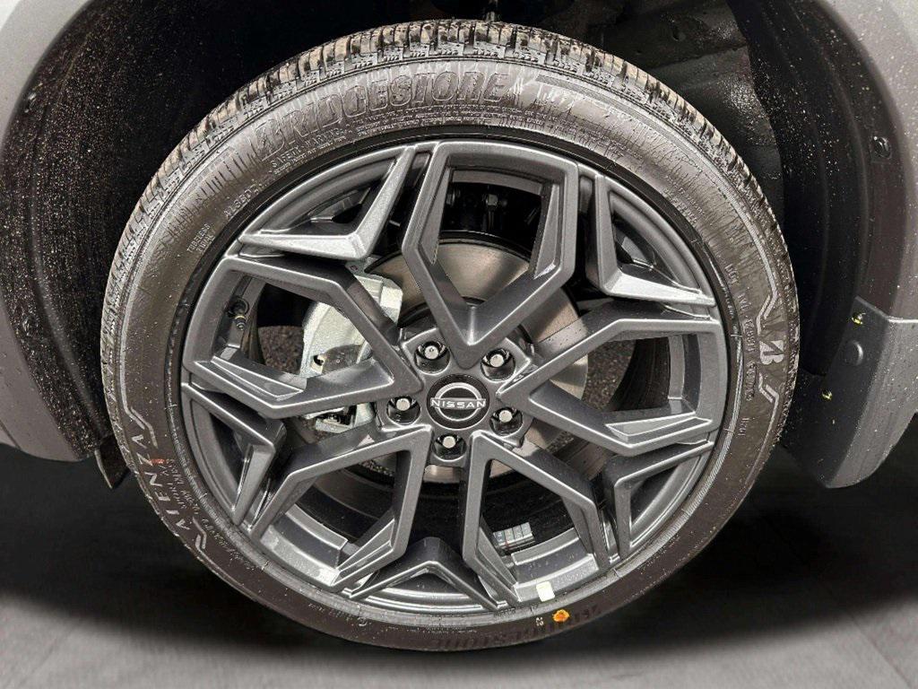 new 2026 Nissan Kicks car, priced at $30,298