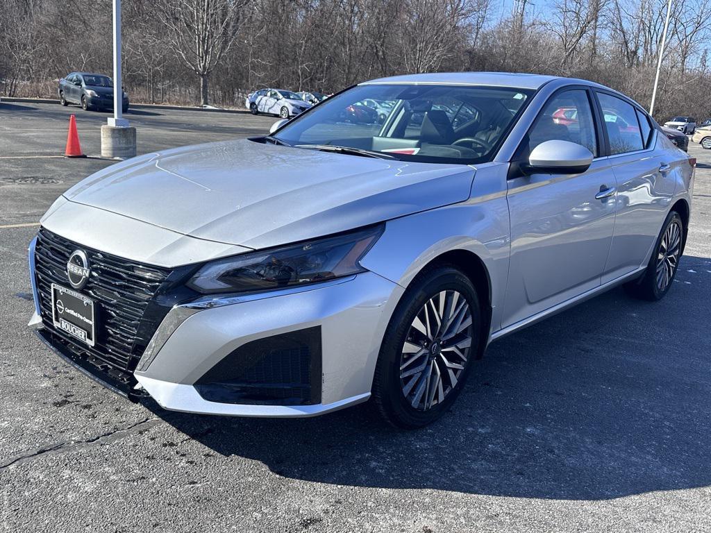 used 2023 Nissan Altima car, priced at $23,995