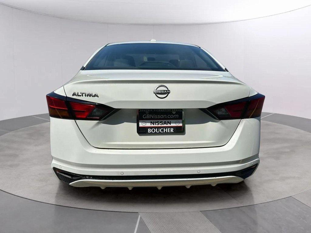 new 2025 Nissan Altima car, priced at $22,369