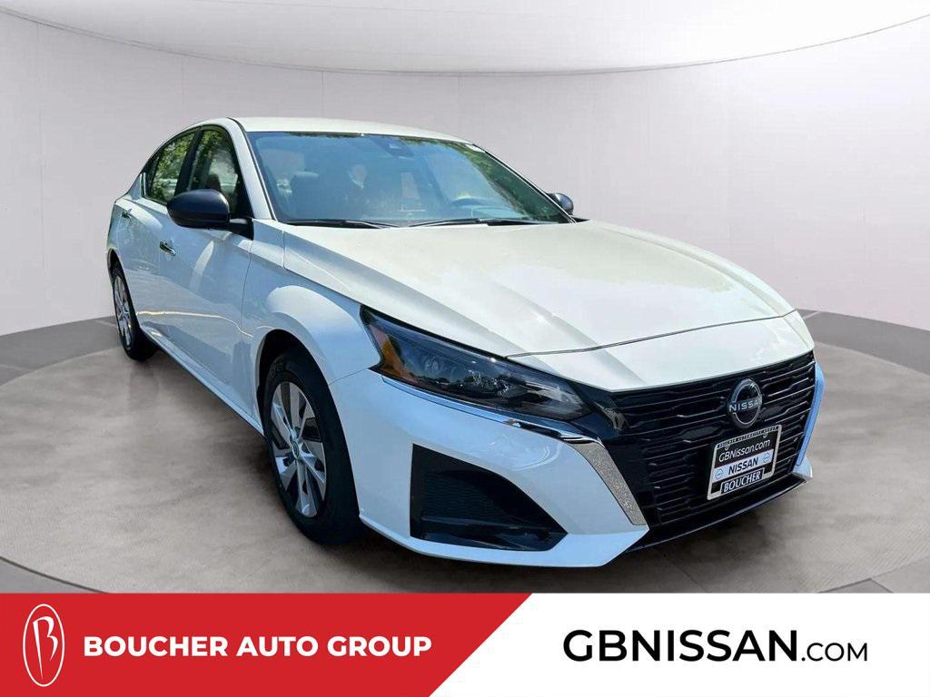 new 2025 Nissan Altima car, priced at $22,369