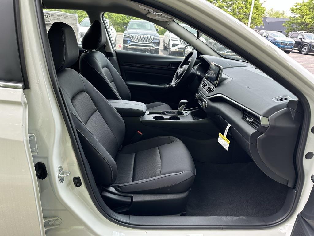 new 2025 Nissan Altima car, priced at $22,369