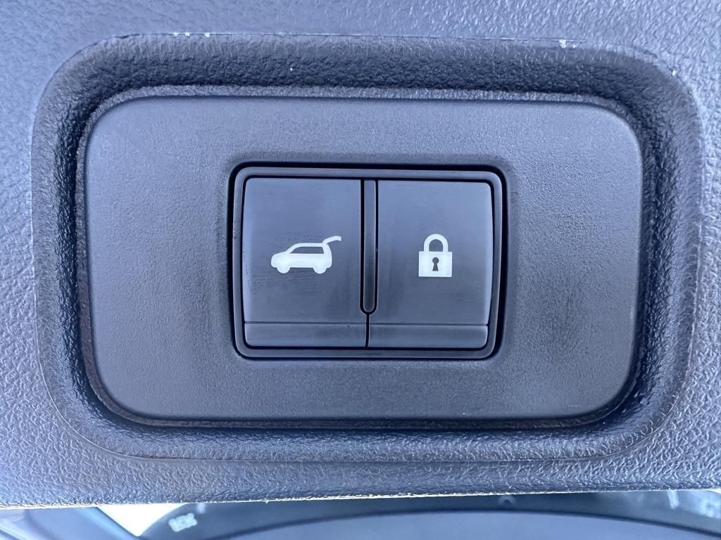 new 2026 Nissan Pathfinder car, priced at $42,172