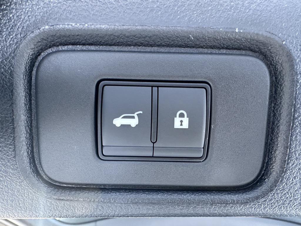 new 2026 Nissan Pathfinder car, priced at $45,338