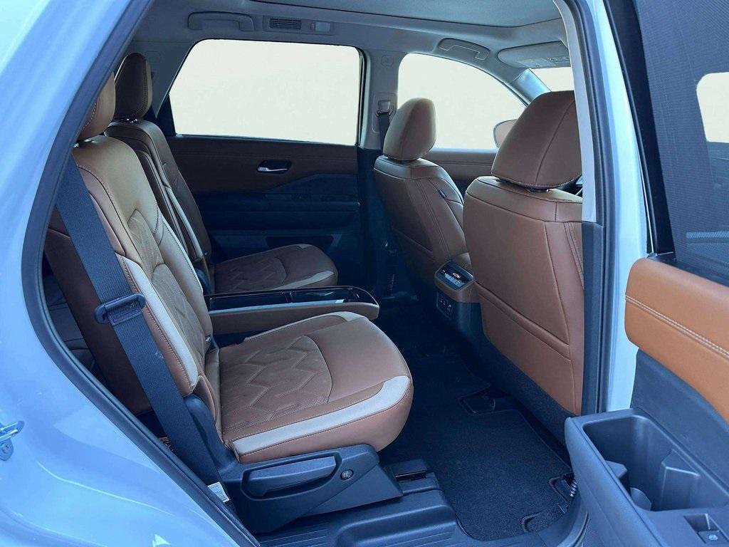 new 2026 Nissan Pathfinder car, priced at $49,814