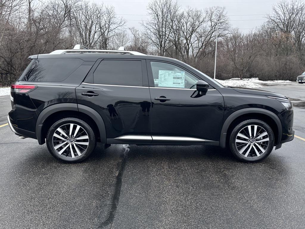 new 2025 Nissan Pathfinder car, priced at $51,347
