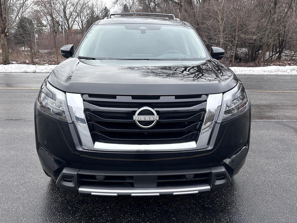 new 2025 Nissan Pathfinder car, priced at $51,347