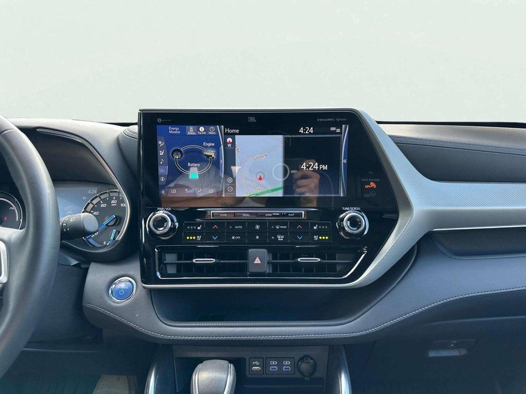 used 2022 Toyota Highlander Hybrid car, priced at $44,495