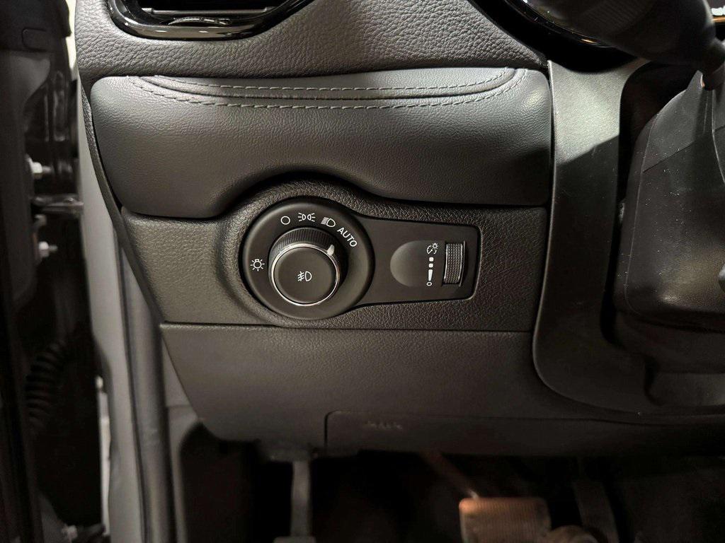 used 2022 Dodge Durango car, priced at $29,295