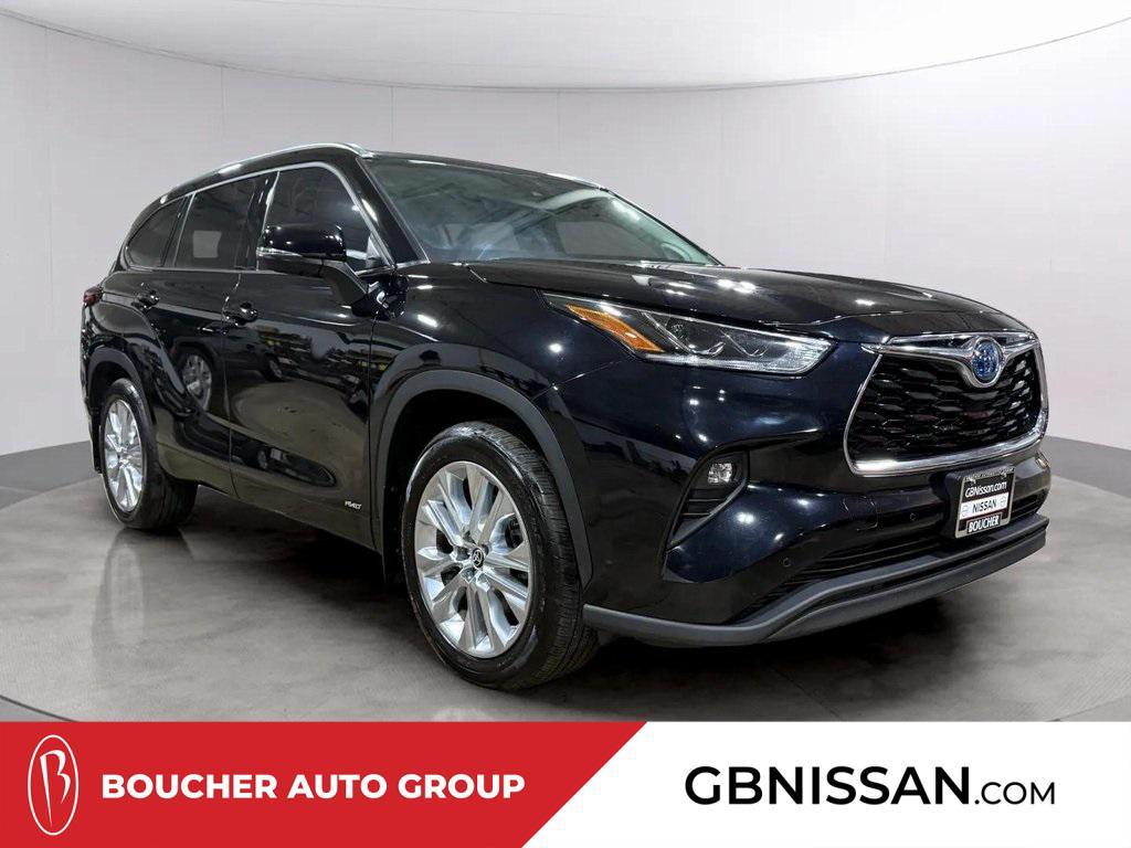 used 2022 Toyota Highlander Hybrid car, priced at $44,495