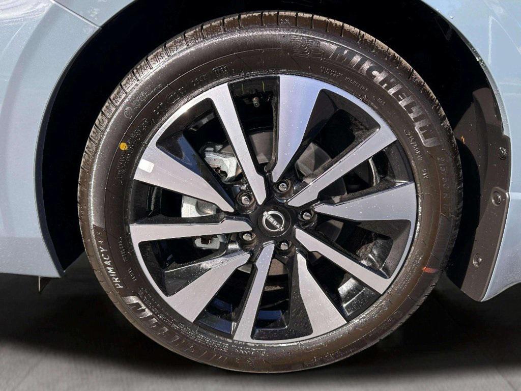 new 2025 Nissan Sentra car, priced at $24,671