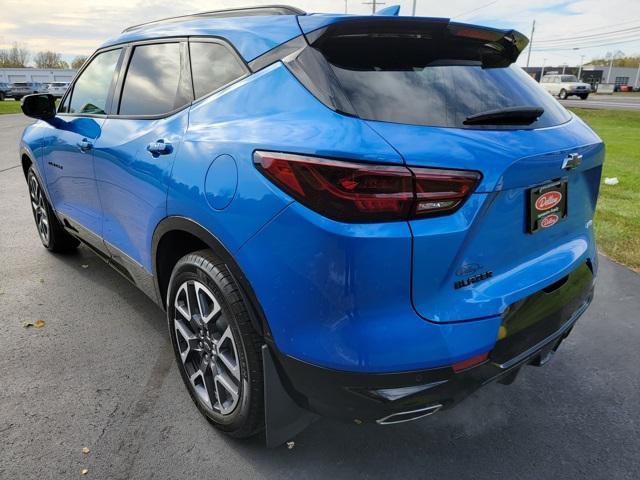 used 2024 Chevrolet Blazer car, priced at $35,874