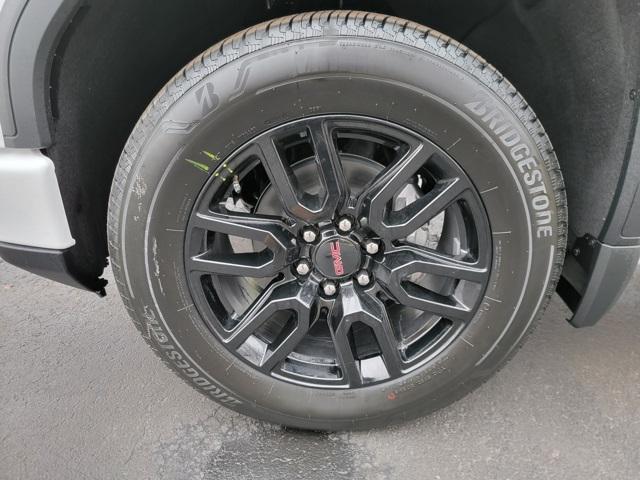 new 2026 GMC Sierra 1500 car, priced at $43,495