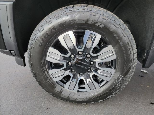 new 2026 GMC Sierra 2500 car, priced at $84,080