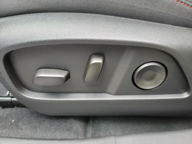 new 2026 Chevrolet Equinox car, priced at $33,210