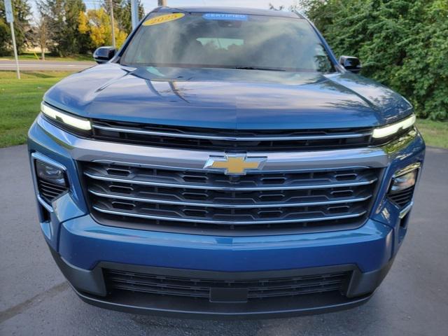 used 2025 Chevrolet Traverse car, priced at $36,911