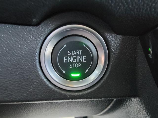 used 2025 Chevrolet Traverse car, priced at $36,911