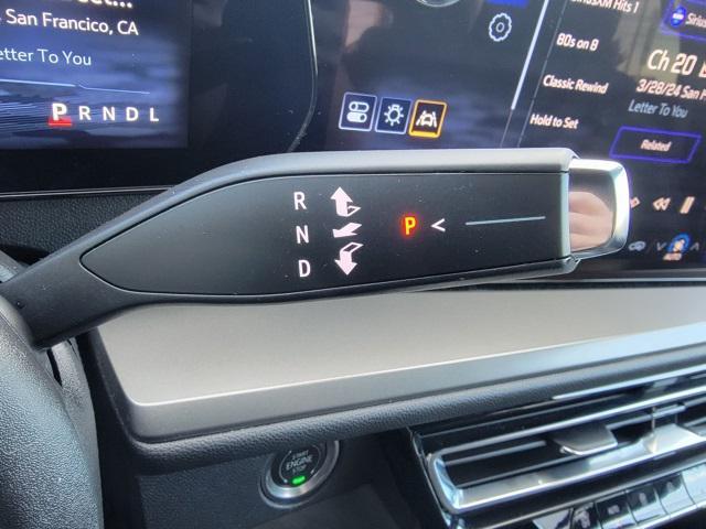 used 2025 Chevrolet Traverse car, priced at $36,911