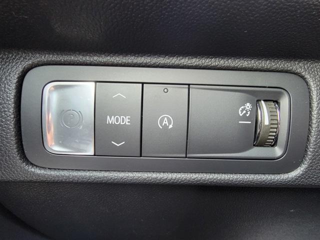 used 2025 Chevrolet Traverse car, priced at $36,911