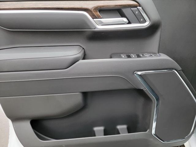 new 2026 GMC Sierra 1500 car, priced at $43,495