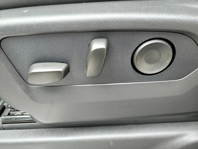 new 2026 GMC Sierra 1500 car, priced at $43,495