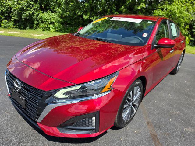 used 2023 Nissan Altima car, priced at $23,497