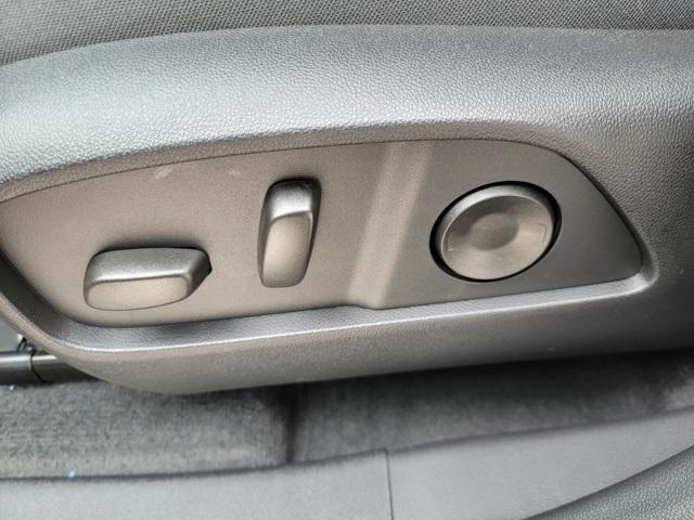 new 2026 Chevrolet Equinox car, priced at $30,440