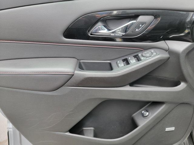 used 2023 Chevrolet Traverse car, priced at $37,993