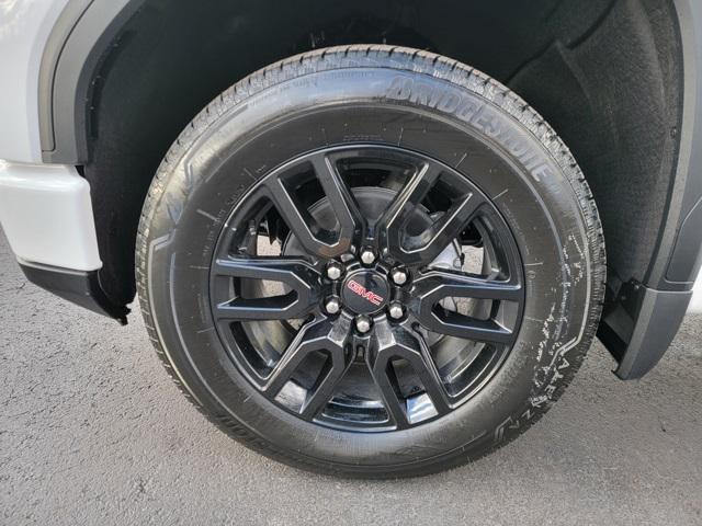 new 2026 GMC Sierra 1500 car, priced at $43,495