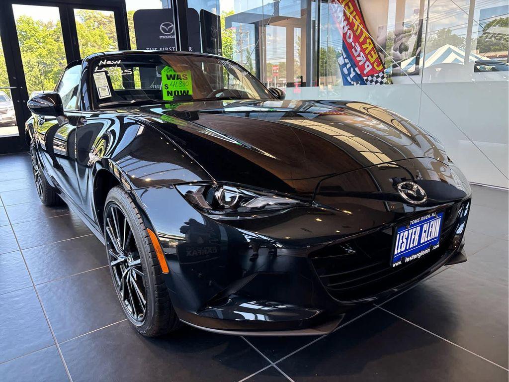 new 2025 Mazda MX-5 Miata RF car, priced at $37,499