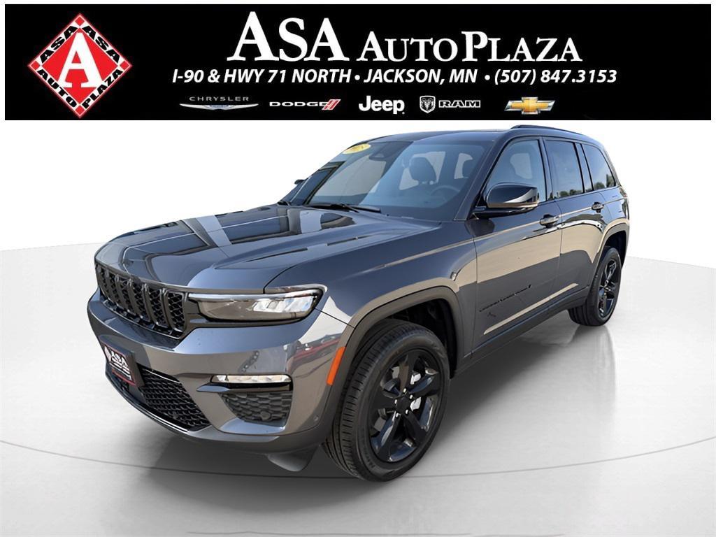 new 2025 Jeep Grand Cherokee car, priced at $54,405