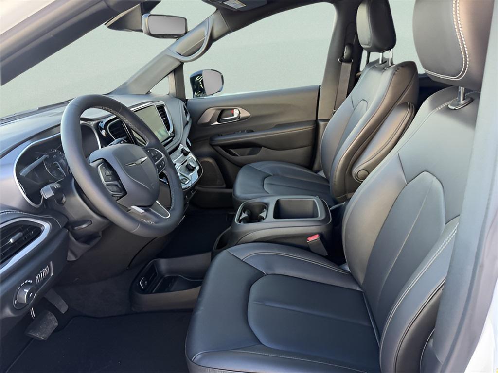 new 2026 Chrysler Pacifica car, priced at $46,640