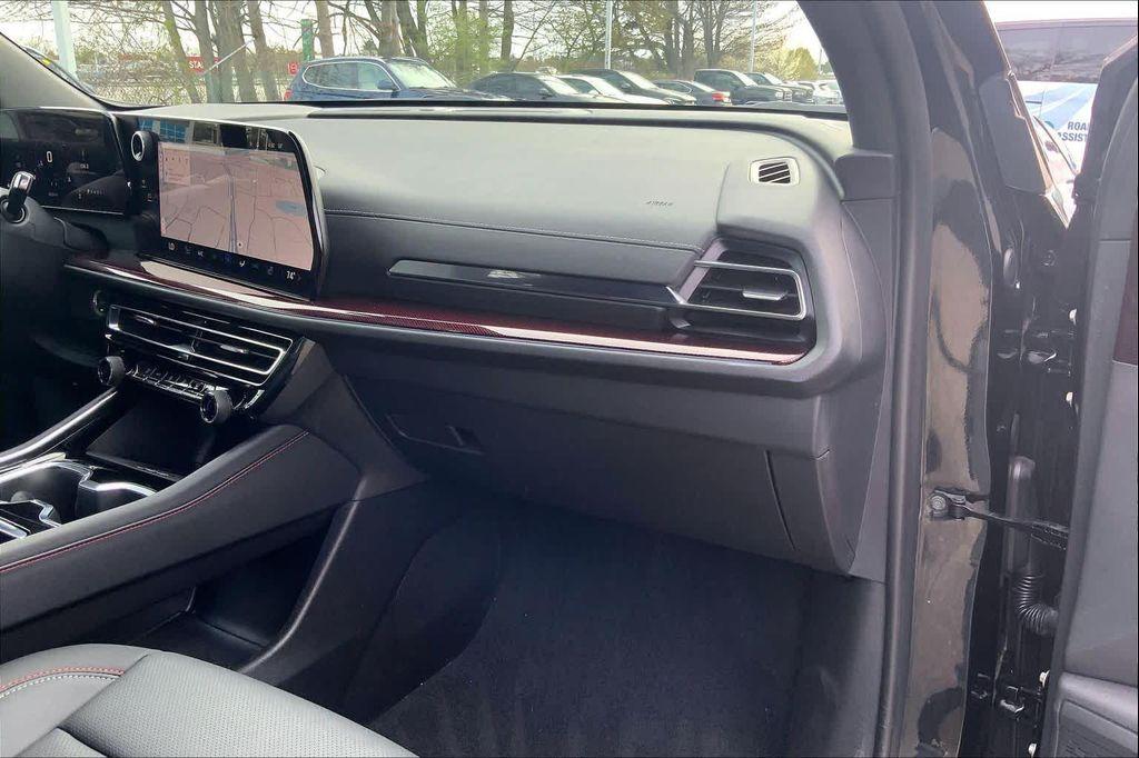 used 2026 Chevrolet Traverse car, priced at $48,997