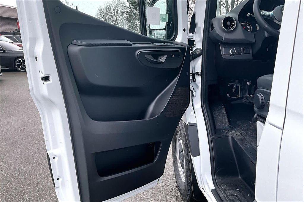 new 2026 Mercedes-Benz Sprinter 2500 car, priced at $68,066