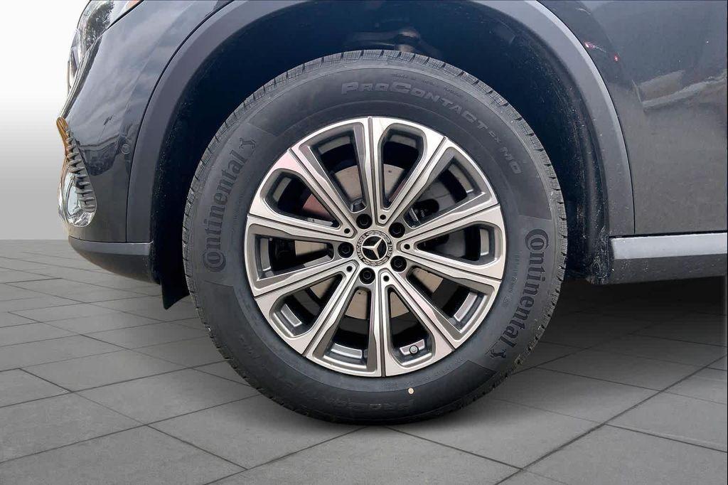 new 2026 Mercedes-Benz GLC 300 car, priced at $55,435