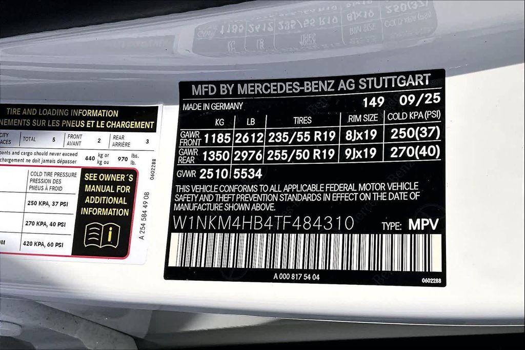 new 2026 Mercedes-Benz GLC 300 car, priced at $61,055