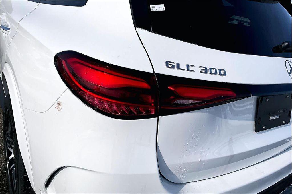 new 2026 Mercedes-Benz GLC 300 car, priced at $61,055