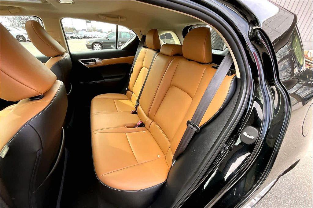 used 2015 Lexus CT 200h car, priced at $8,999