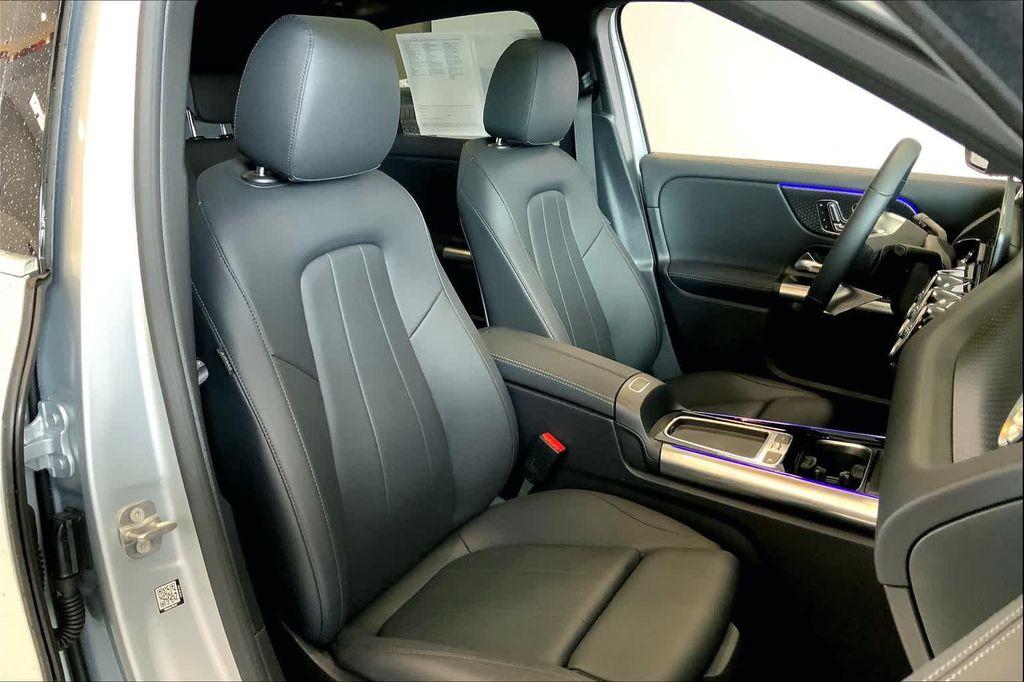 used 2025 Mercedes-Benz GLA 250 car, priced at $42,993