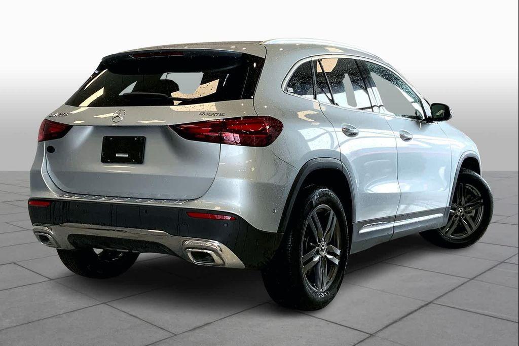 used 2025 Mercedes-Benz GLA 250 car, priced at $42,993