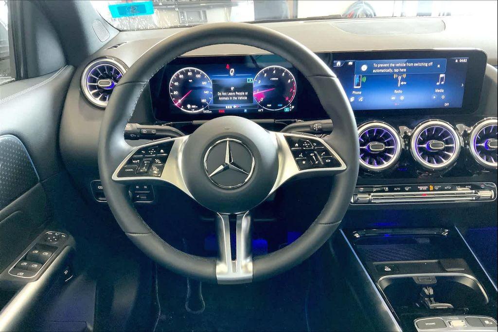 used 2025 Mercedes-Benz GLA 250 car, priced at $42,993