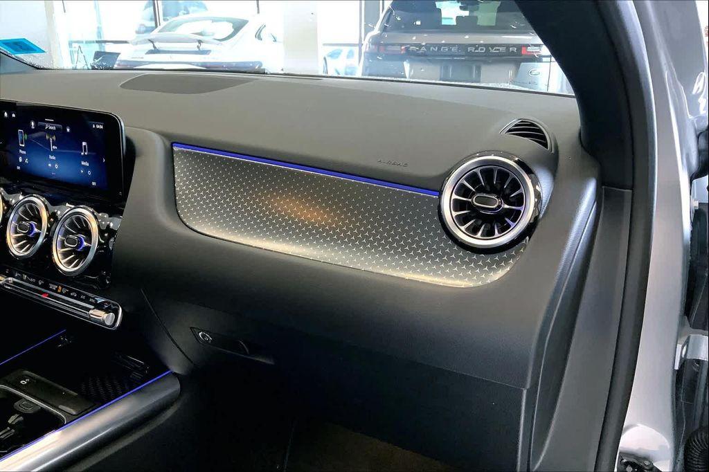 used 2025 Mercedes-Benz GLA 250 car, priced at $42,993