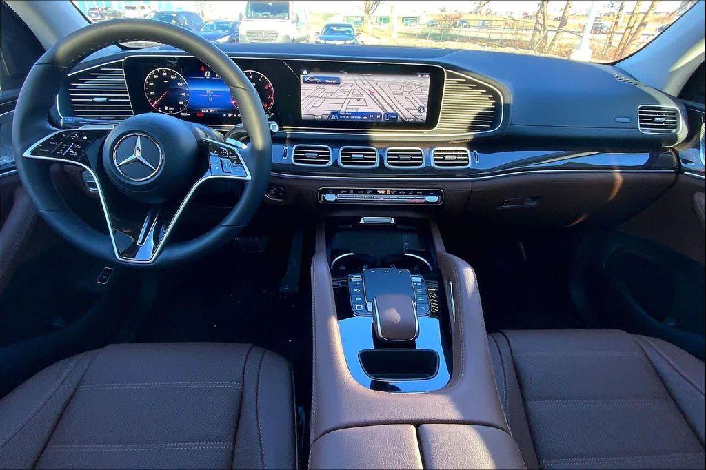 new 2026 Mercedes-Benz GLE 450 car, priced at $84,890