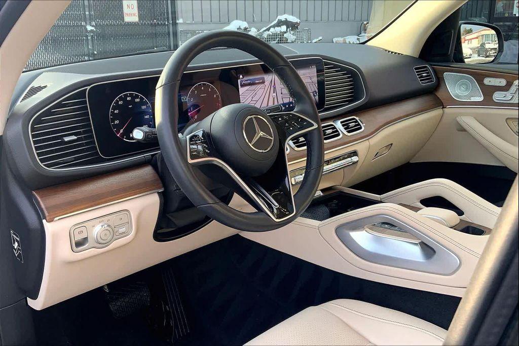 used 2024 Mercedes-Benz GLE 350 car, priced at $54,997